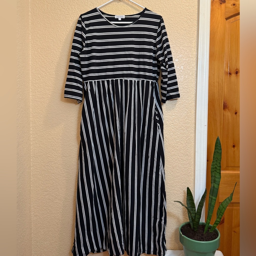 Women’s Striped Black and White Dress